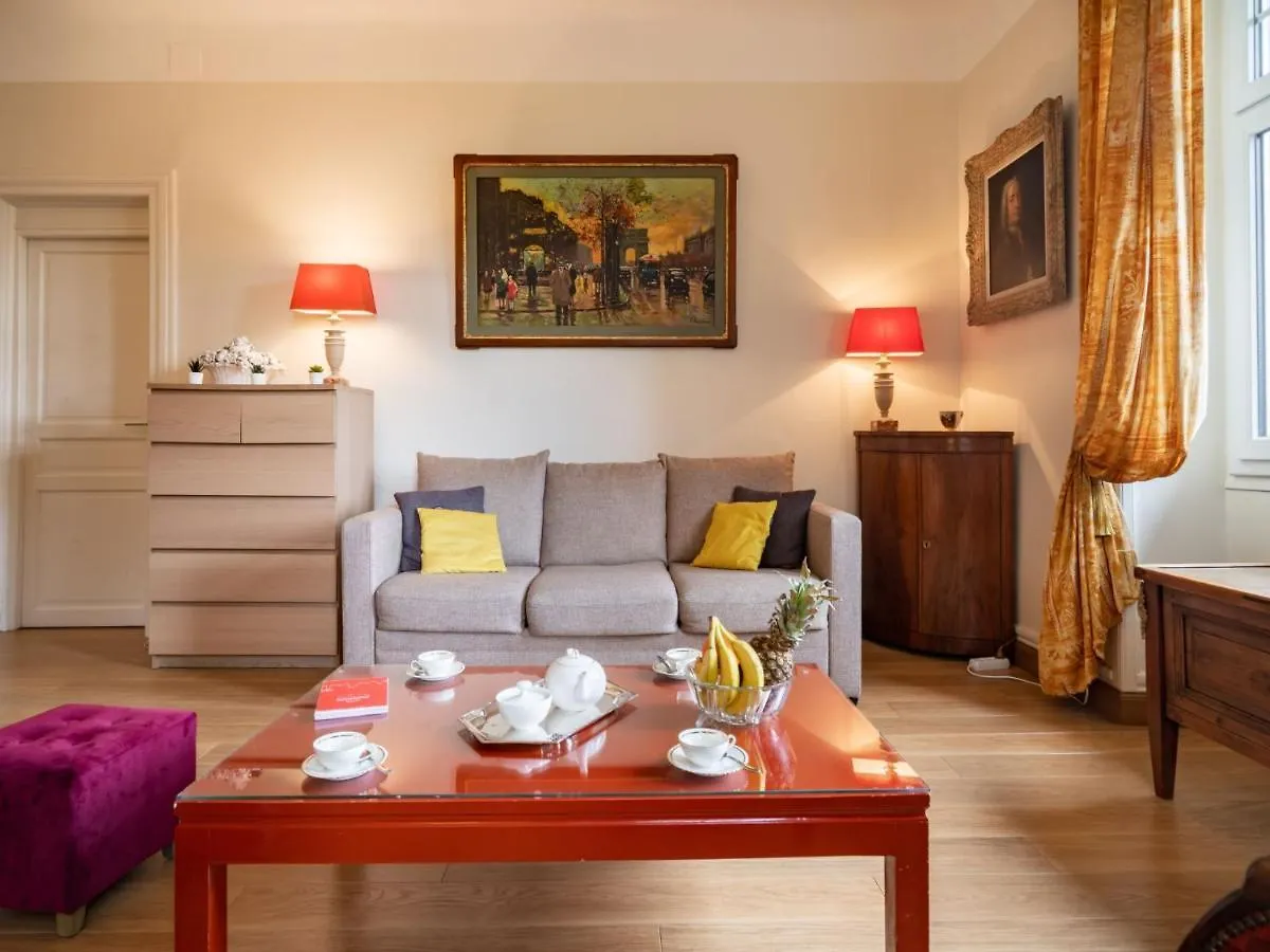 Apartment Serrano Biarritz